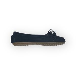 Minnetonka ❁ Kilty Suede Flat Rubber Sole Moccasin ❁ Navy ❁ 6M